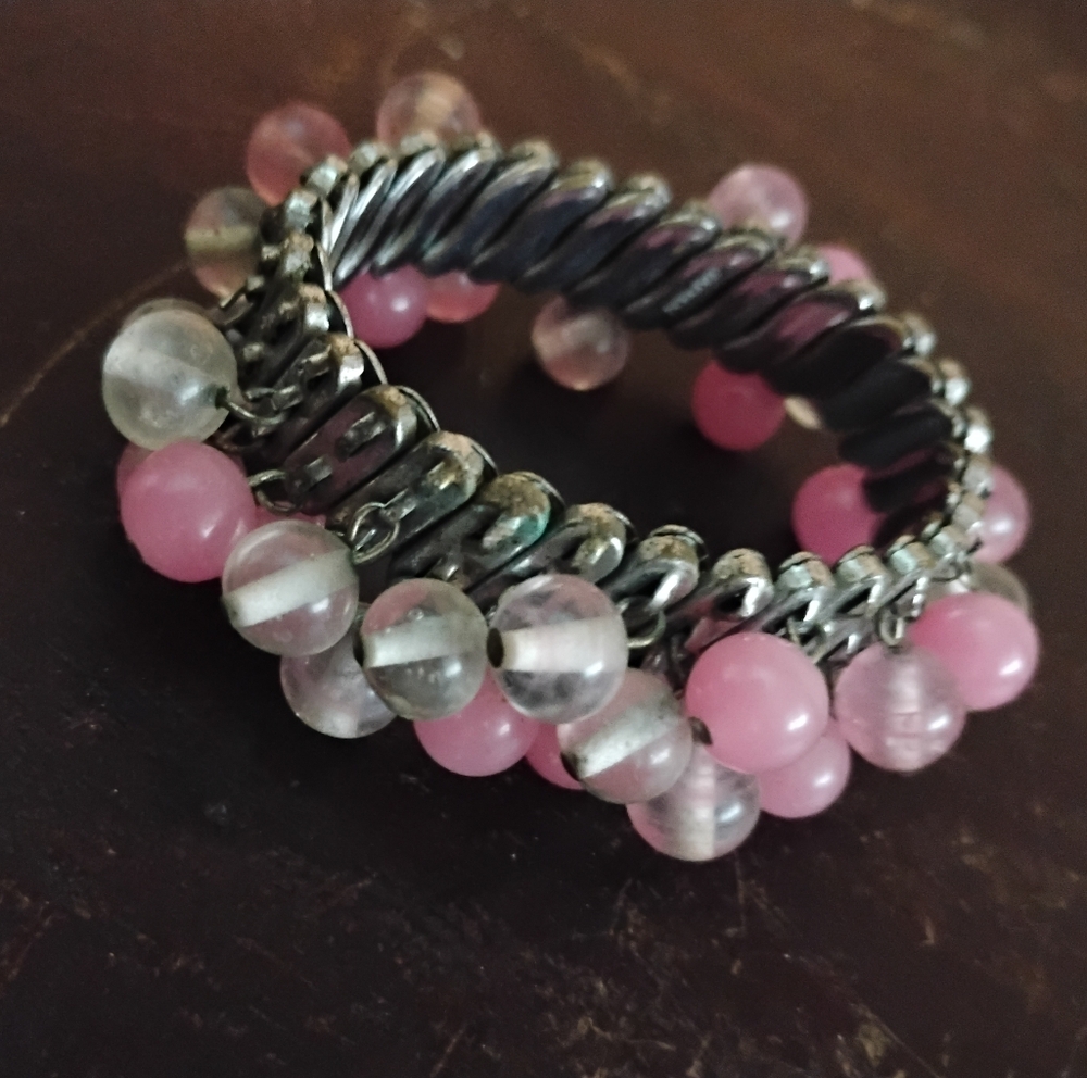 Elegant Pink and Silver Beaded Bracelet